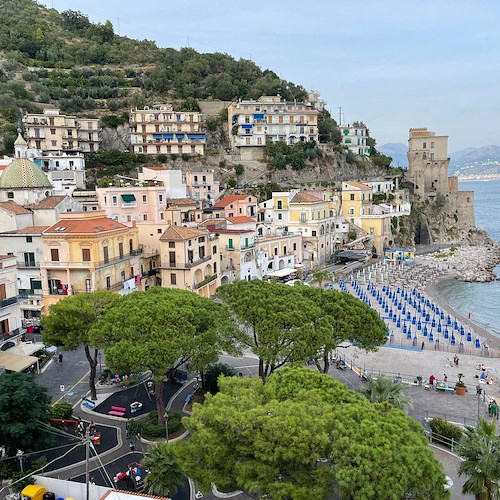 Cetara, 23 agosto Graziella Anastasio presenta il suo libro sui dialetti da Salerno alla Costa d’Amalfi tra quotidianità e teatro