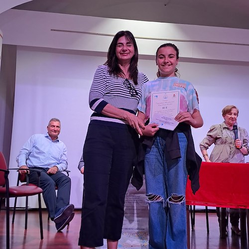 Cetara premia gli alunni della terza media vincitori del Concorso Artistico-Letterario sulla storia locale
