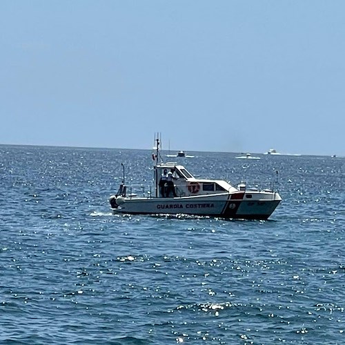 Cetara, rubato gommone da 10mila euro: Guardia Costiera lo ritrova a Vietri sul Mare