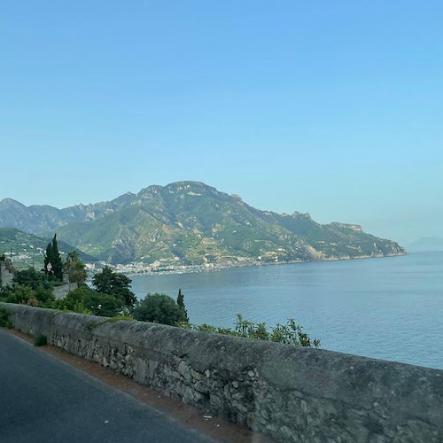 Mare in Campania, il 97% delle acque sono balneabili: in Costa d'Amalfi solo un tratto con qualità “scarsa”
