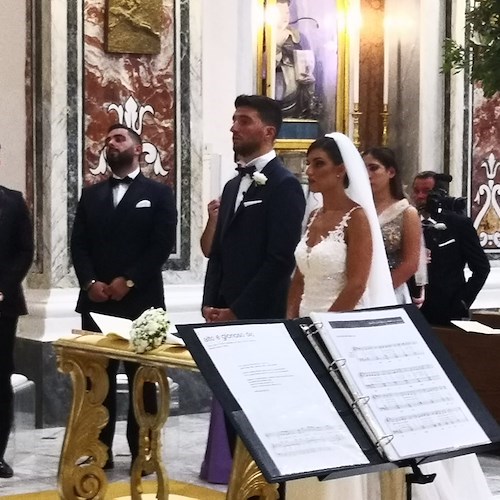 Per Alfonso e Federica è arrivato il gran giorno: "Questo matrimonio s'ha da fare... OGGI!"